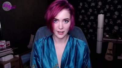 Ntuziaka na jerk pụọ si a Russian girl na English