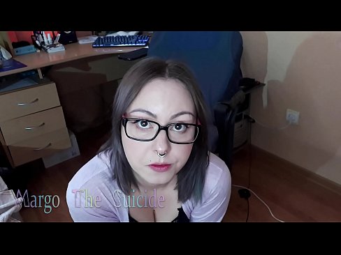 ❤️ Nwatakịrị nwanyị sexy nwere ugegbe na-eme Dildo nke ukwuu na igwefoto ❤️ na porn% ig.mysexgamer.ru% ❤